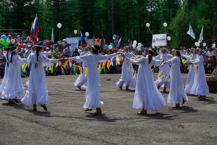 Ысыах ансамбль Кыталык