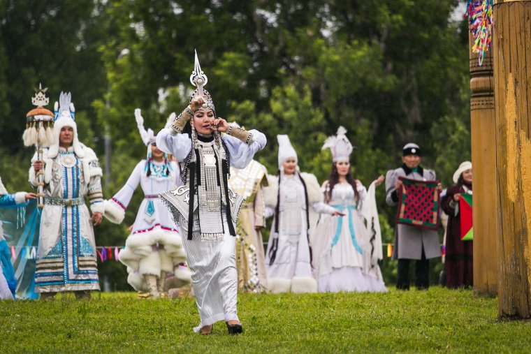 Чорон Якутский Ысыах