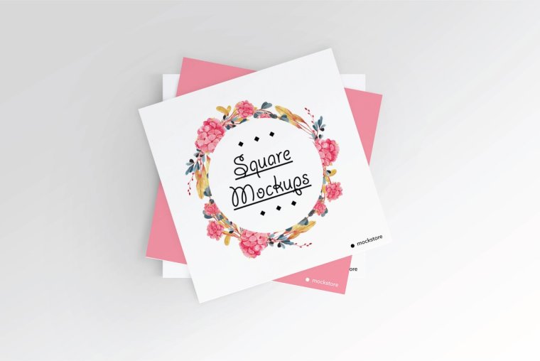 Мокап открытки вертикальной