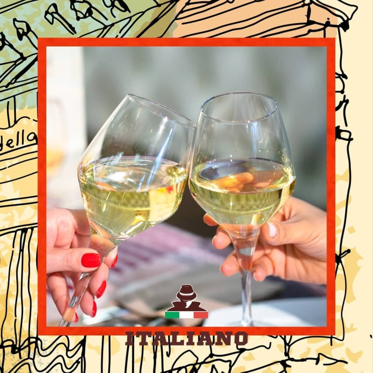 Открытки поднимем бокалы