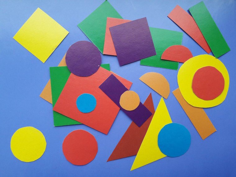 Геометрические фигуры из цветного картона