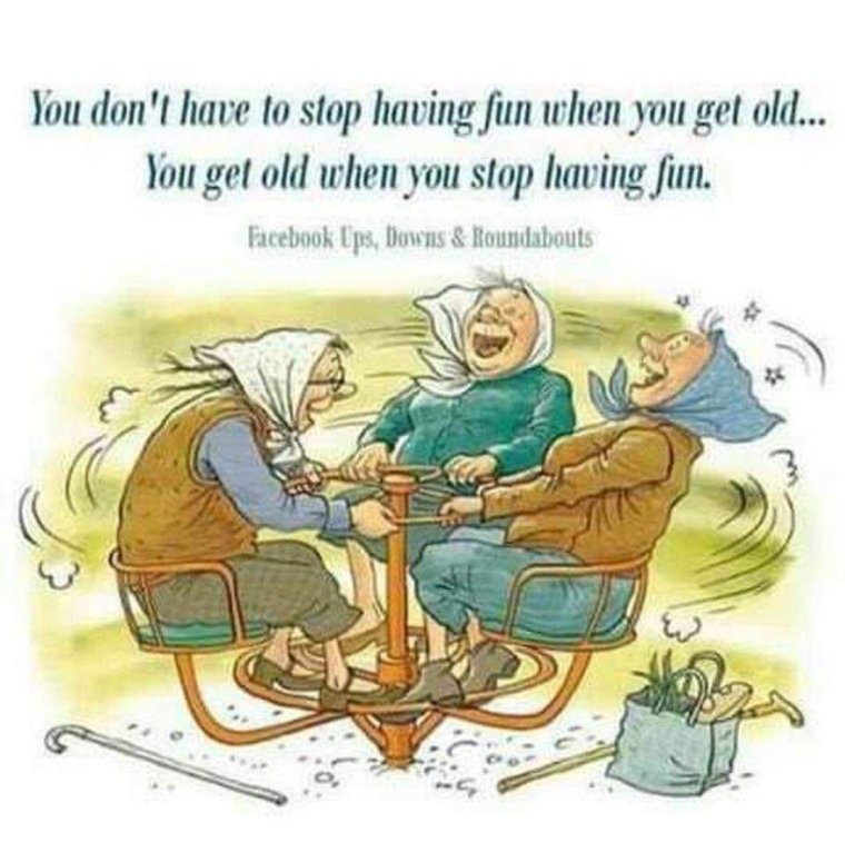 С днём молодёжи вас клюшки старые