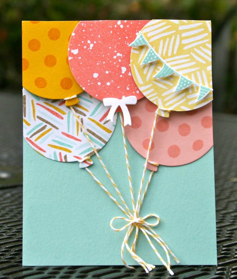 Открытка в день рождения цветы