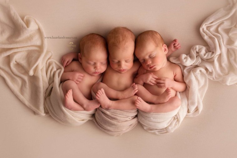 Тройняшки Ньюборн