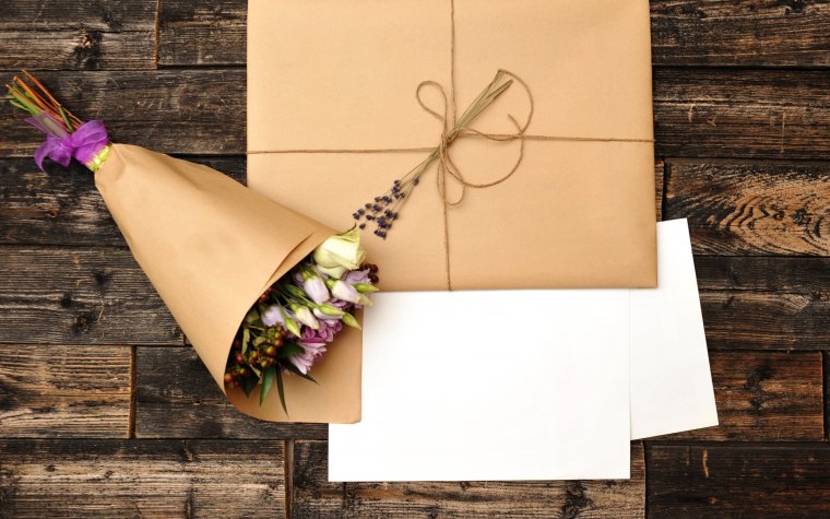 С днём рождения девушке