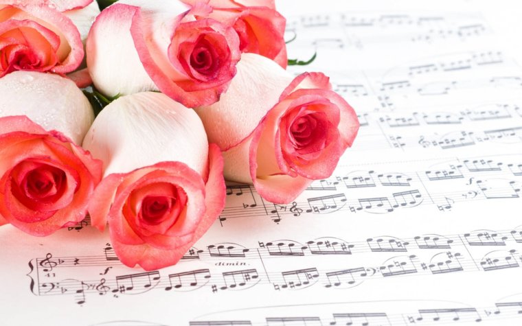 Открытки с нотами и цветами