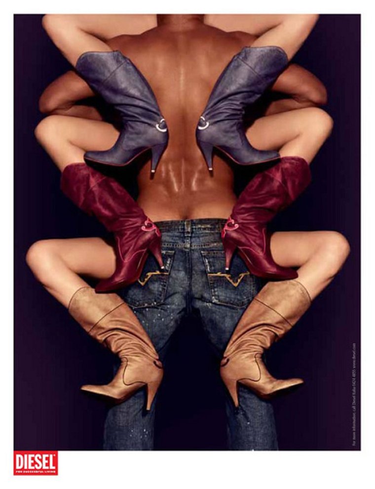 Скандальная реклама Ив сен Лоран