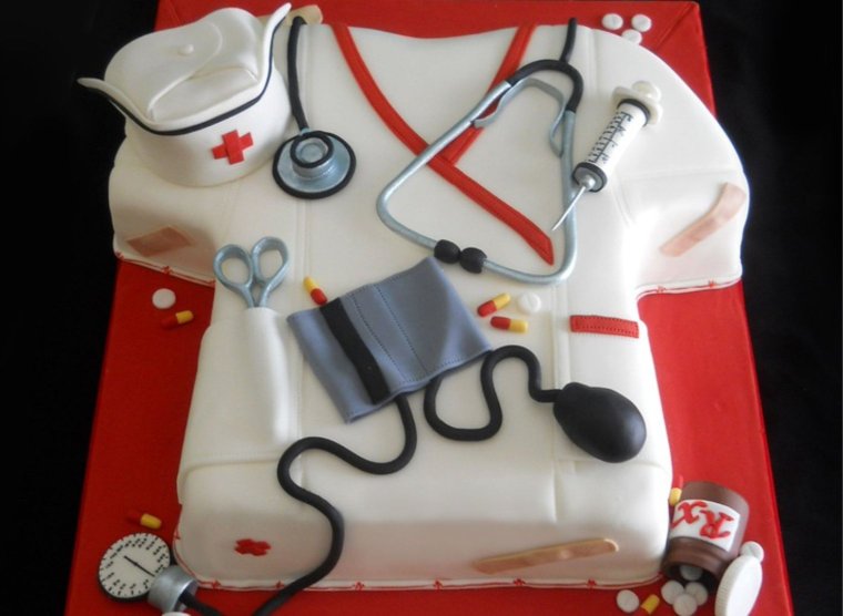 С днём рождения красивой брюнетке женщине