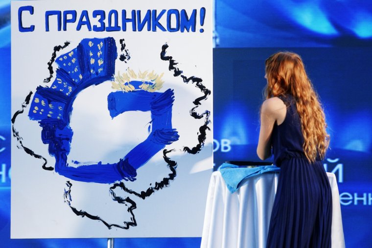 Корпоративные открытки с юбилеем компании