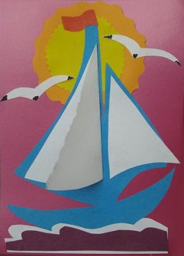 Кораблик из картона