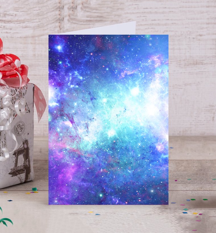 Космонавт с шариками планетами