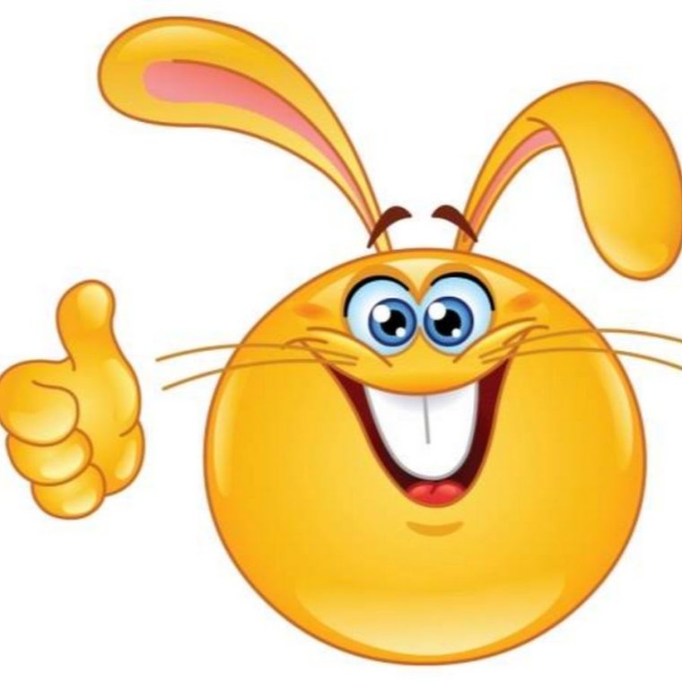 Смайлик ест суп