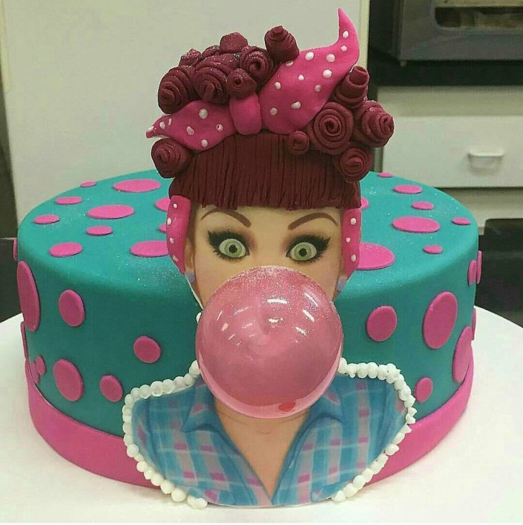 Торт подруге прикольный