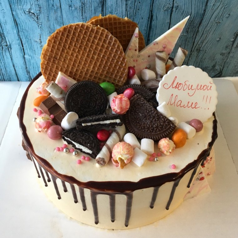 Украшение торта для подруги