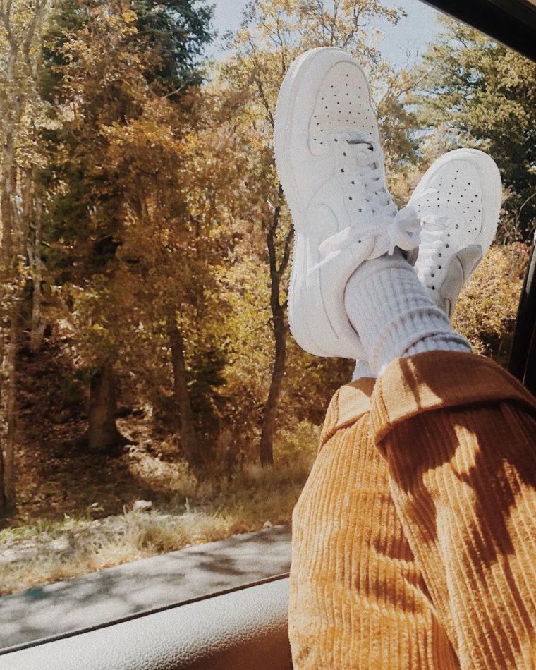 Мемы про ноги