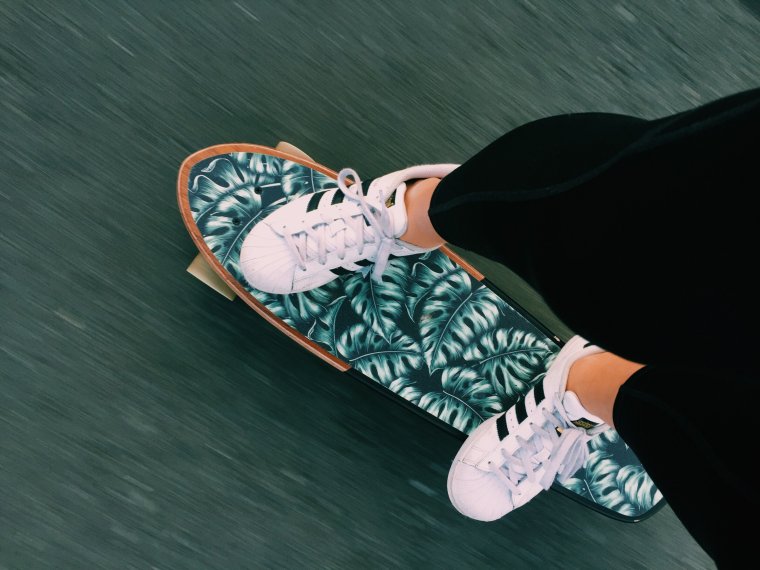 Педикюр с острыми ногтями