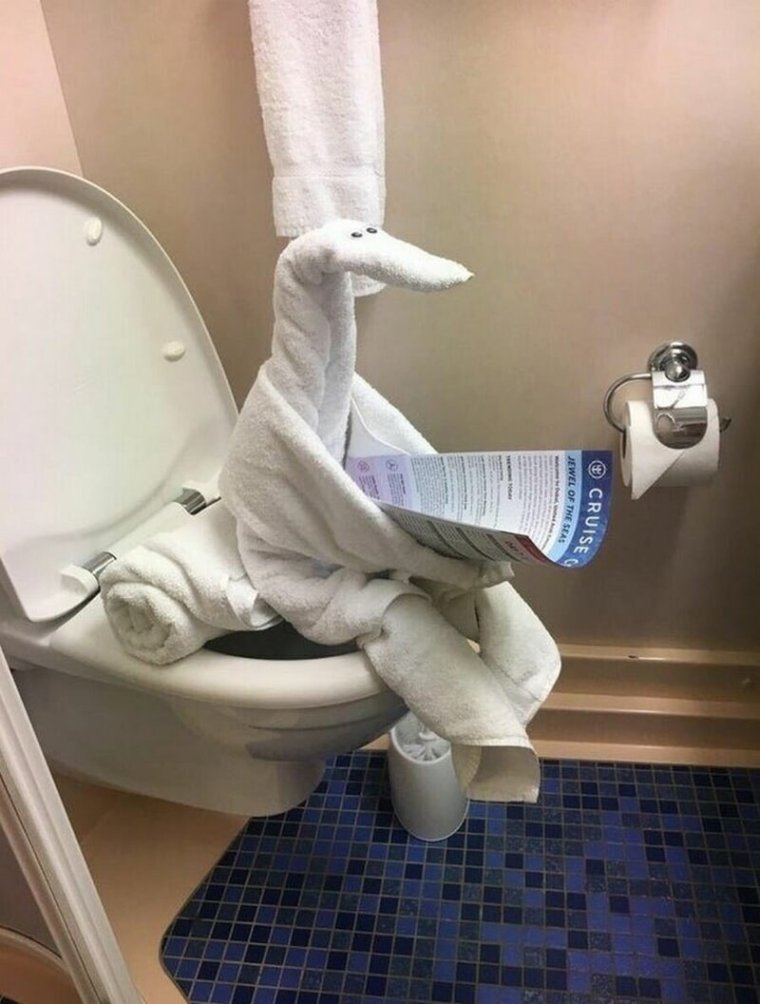 Девушка переехала к парню