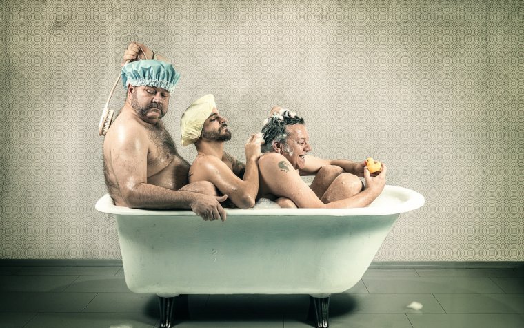 Пара в ванной