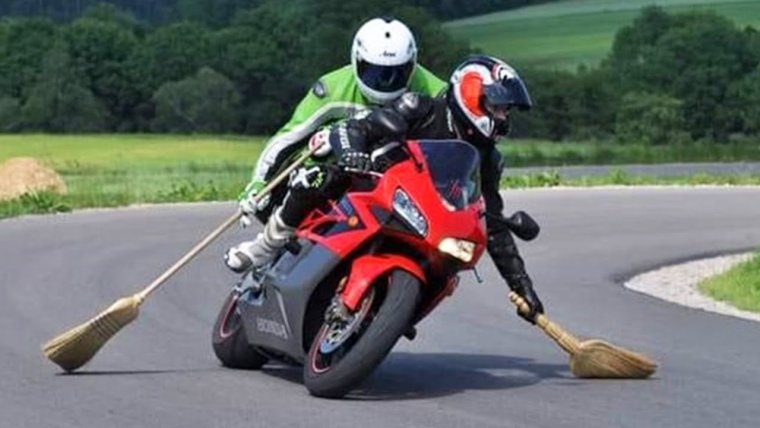 Мотоциклы приколы на дорогах