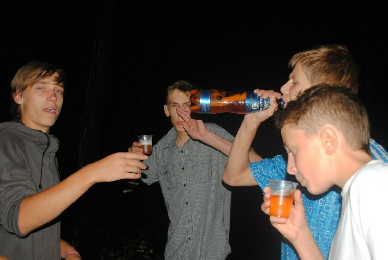 Пьющие пацаны