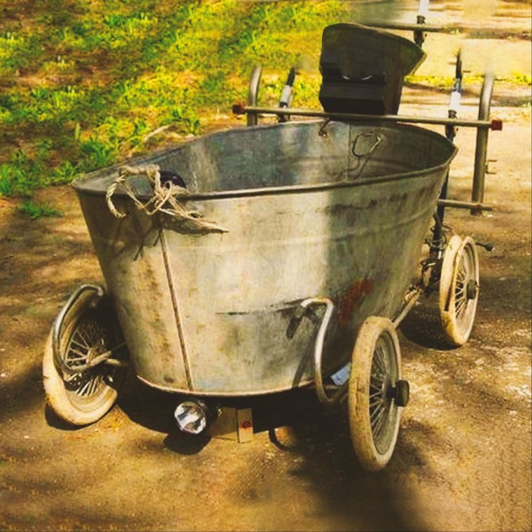 Тазик на колесах