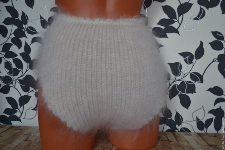 Вязаные шерстяные трусы