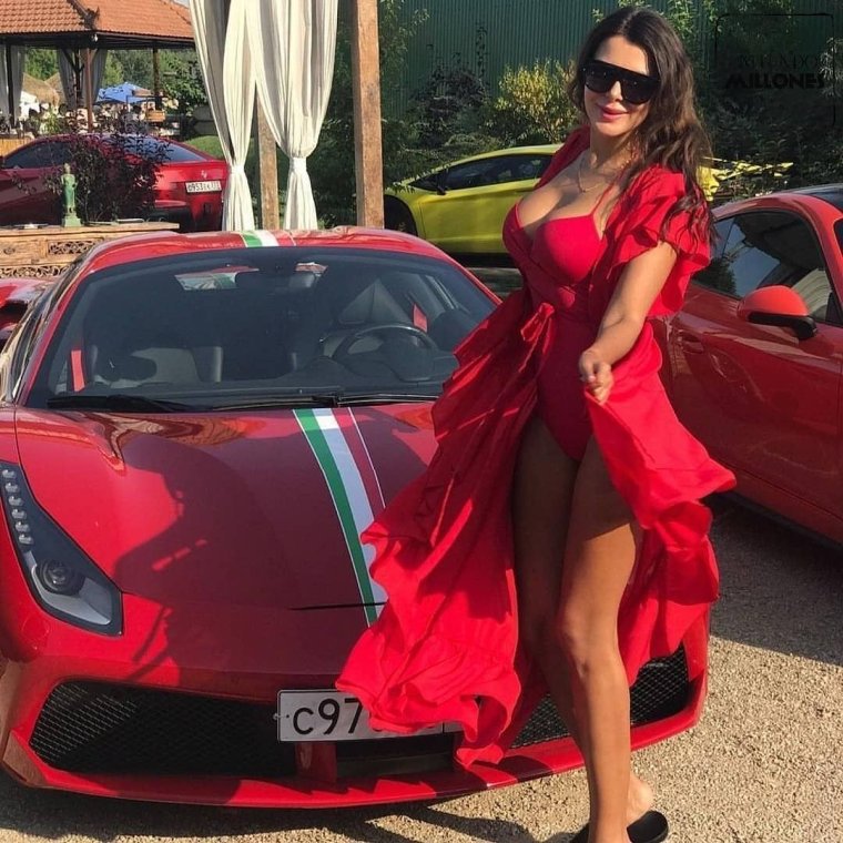 Фотомодель Феррари Ирэн