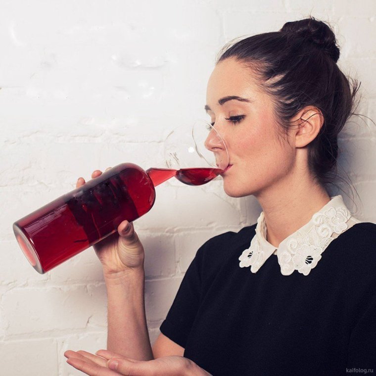 Пьющие девушки