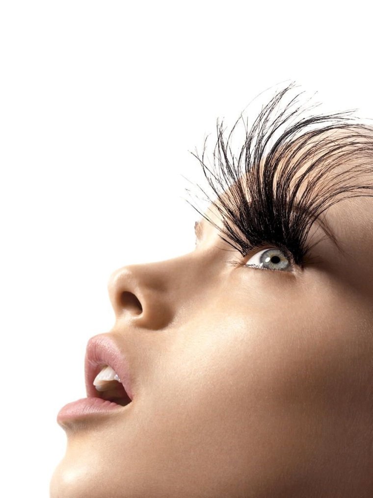 Нарощенные ресницы