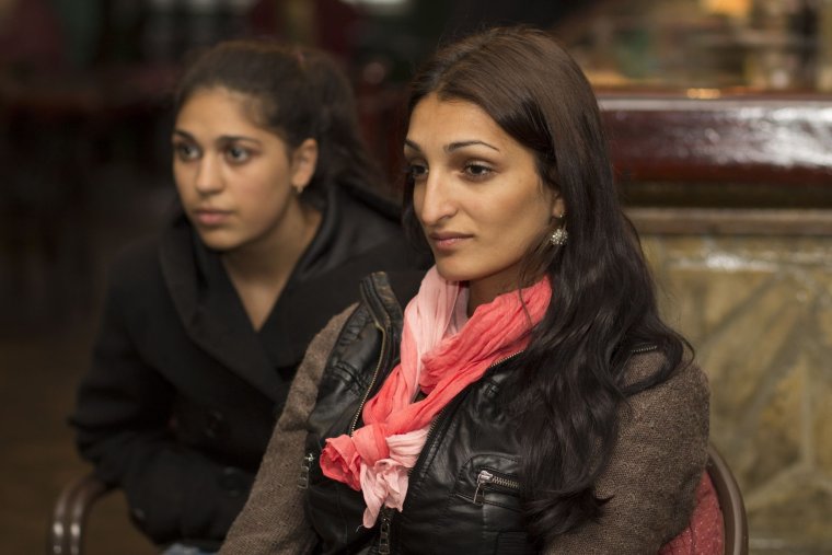 Цыгане торгуют инструментом