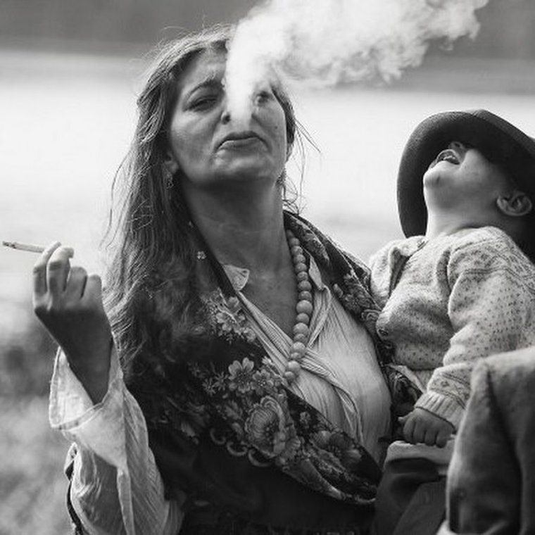 Цыганка лицо