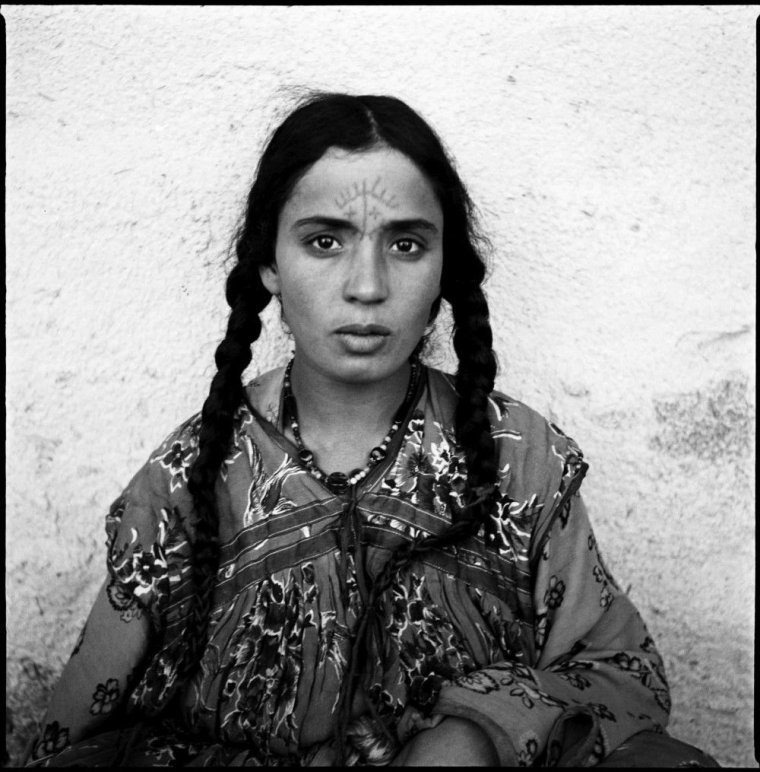 Патрина Шаркози босиком