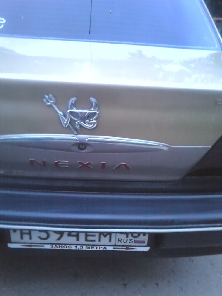 Прикольная эмблема Рено