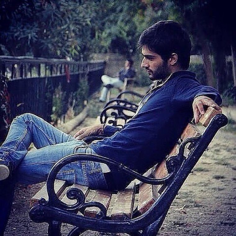 Кавказ девушка и парень