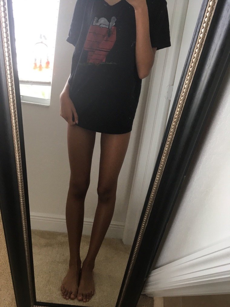 Худые ноги у девушки