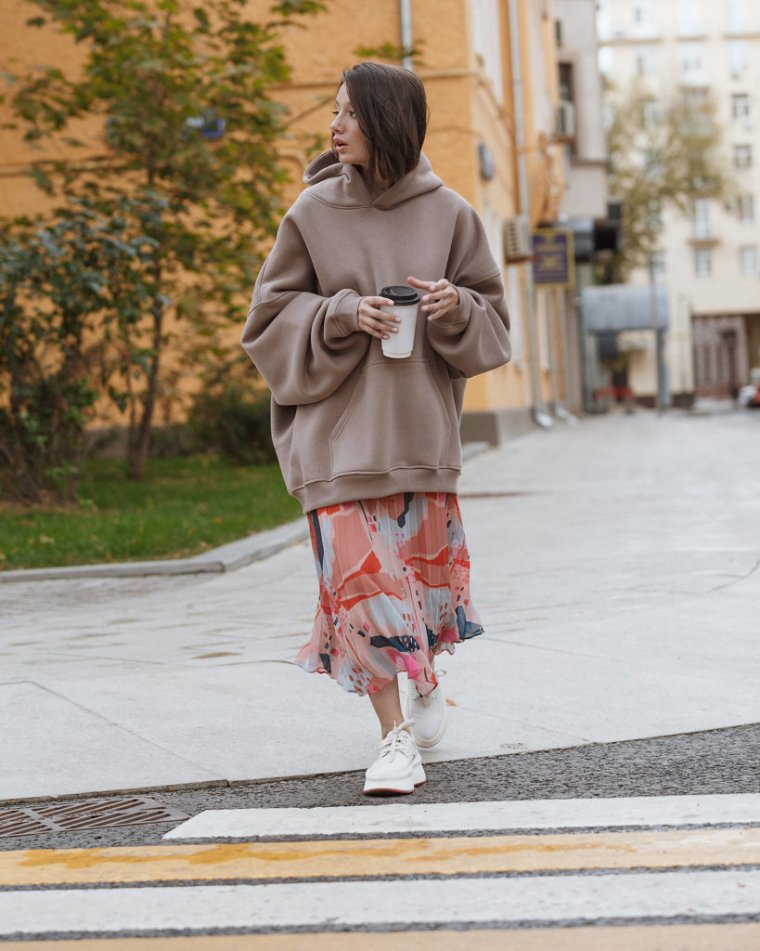 Мирослава Дума оверсайз худи