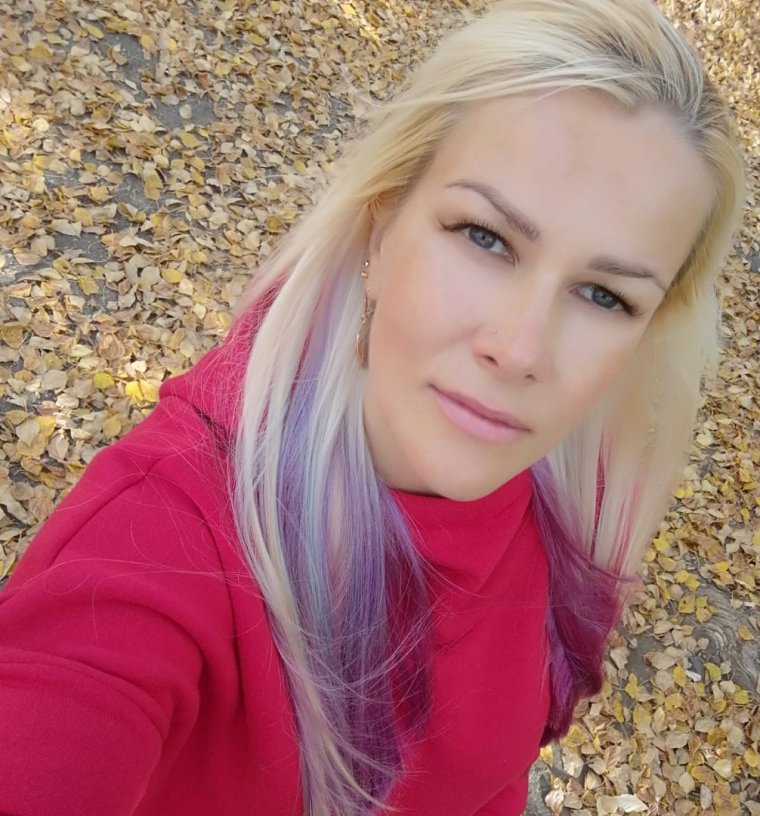 Елена Ленина в купальнике