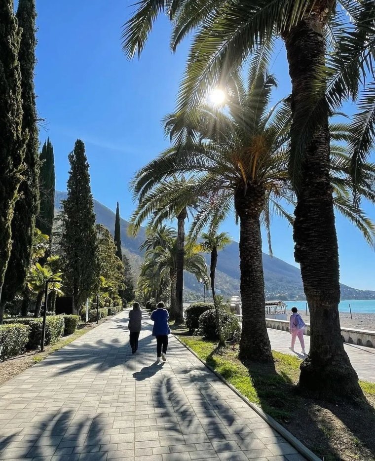 Набережная Гагры