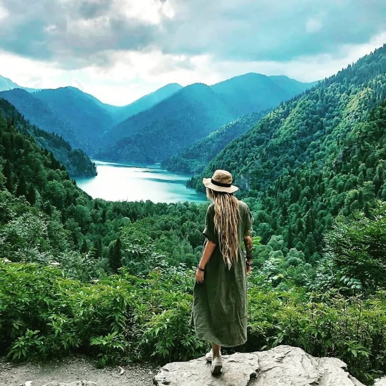 Пляж в Гаграх Абхазия 2022