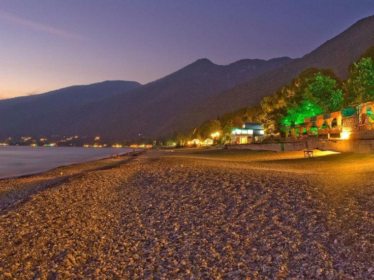 Отель Челюскинцев Гагра