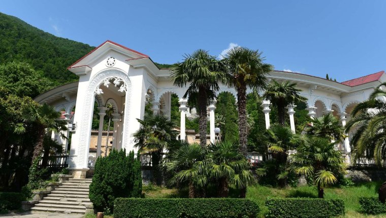 Новая Гагра набережная