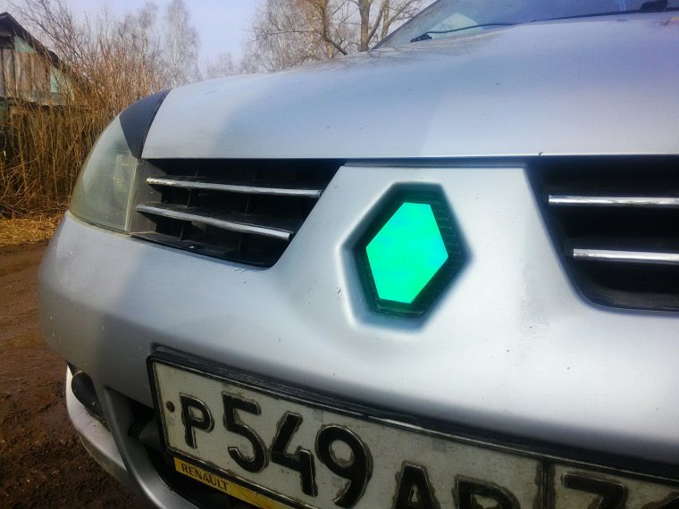 Заставка Рено