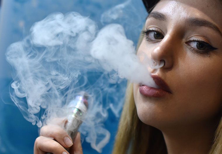 Дым электронных сигарет