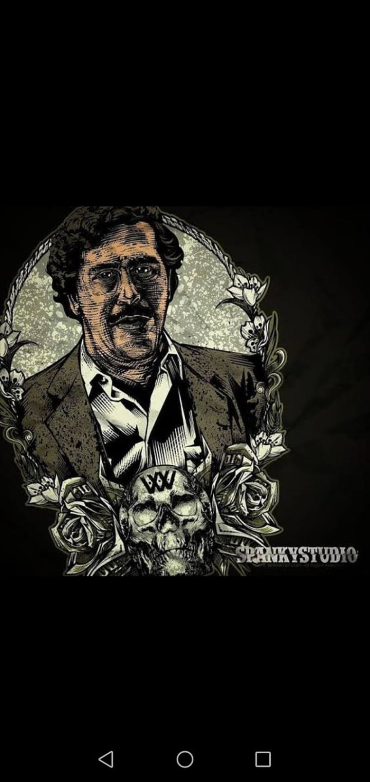 Пабло Эскобар с сыном у белого дома