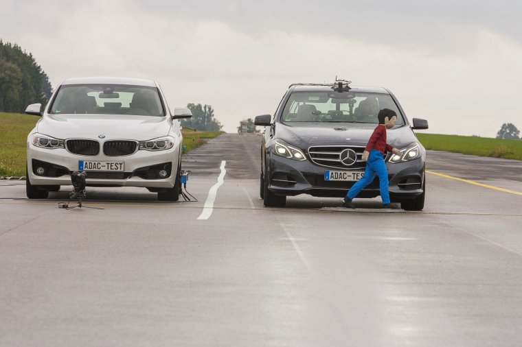 Киа и Мерседес прикол