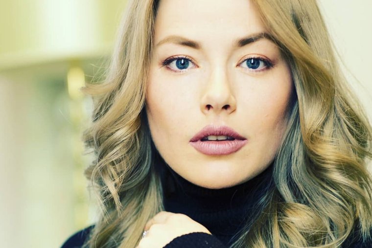 Зоя Бербер в купальнике в реальных пацанах