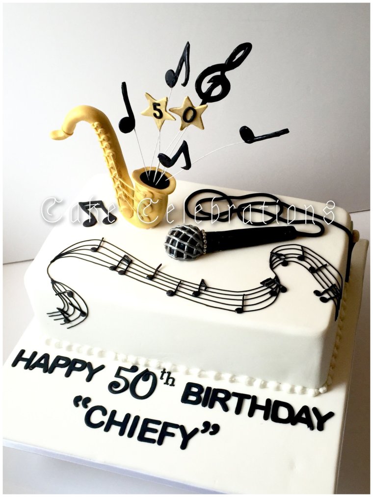 Торт с саксофоном