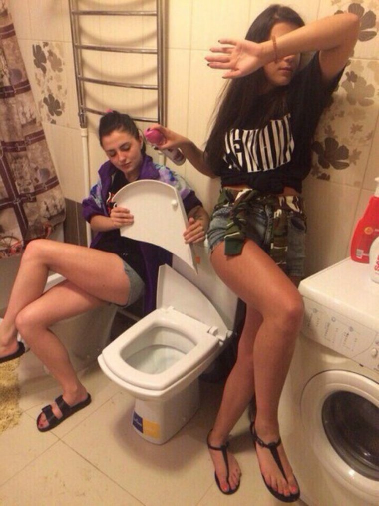 Как ходить в туалет Мем