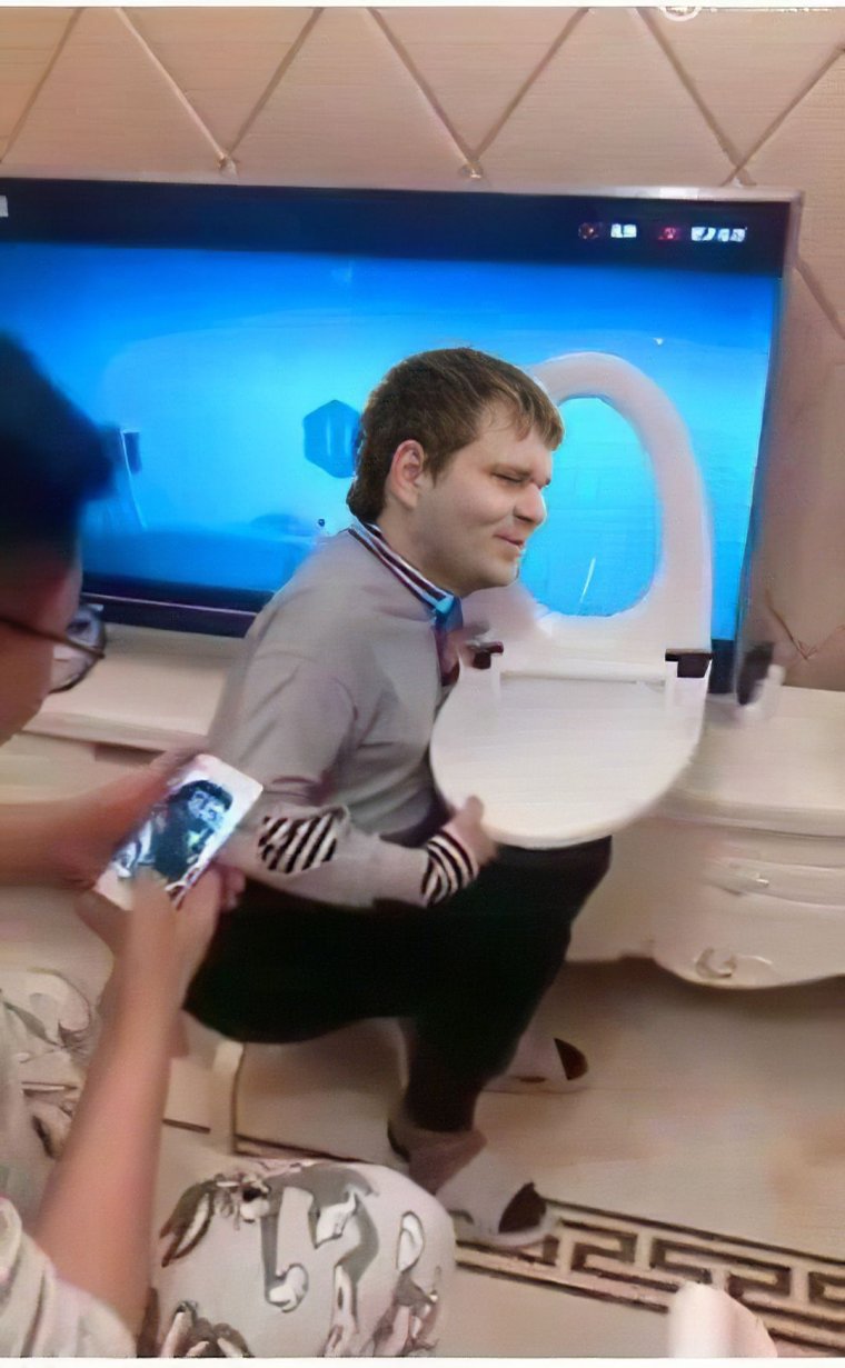 Писсуар мужской для туалета