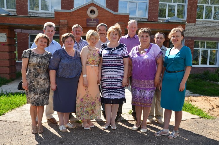 Платье для встречи выпускников 20 лет